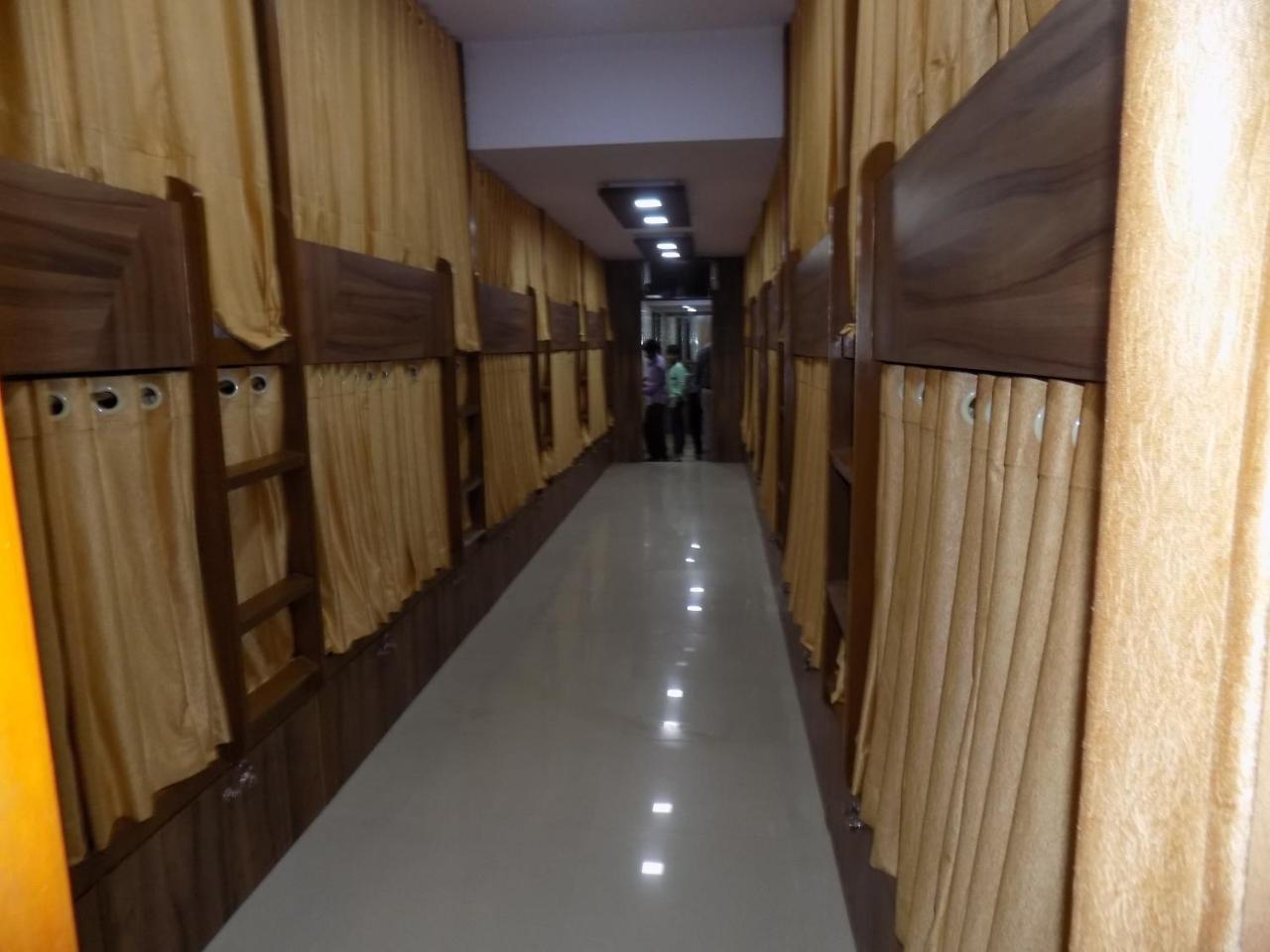 Metro Inn Dormitory - Mumbai — Photos 3